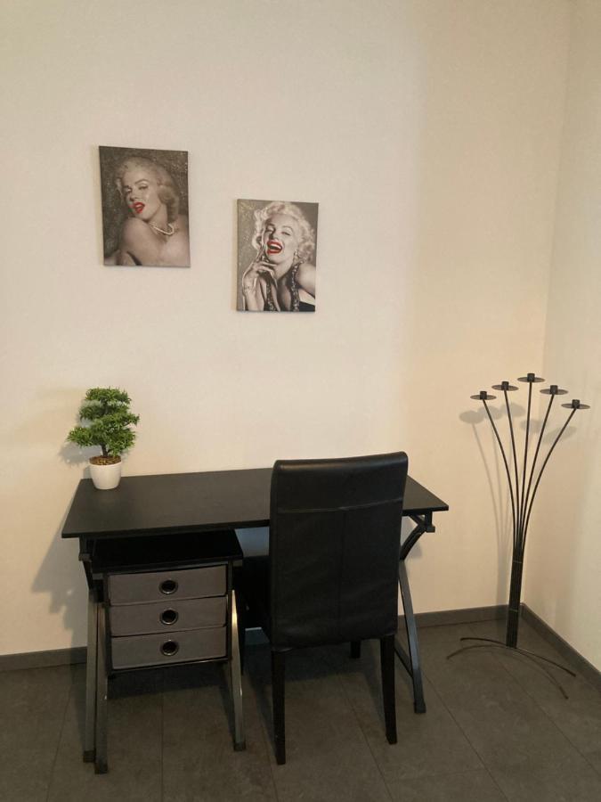 Frisch Sanierte, Moderne Eigentumswohnung Золинген Екстериор снимка